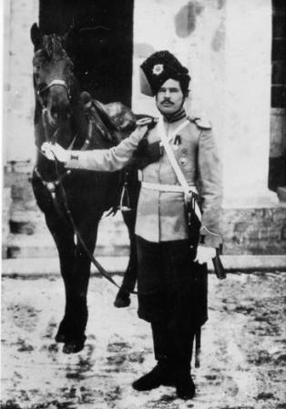 foto: encspb.ru Sargento cosaco del Regimiento de Guardias Cosacos, 1913